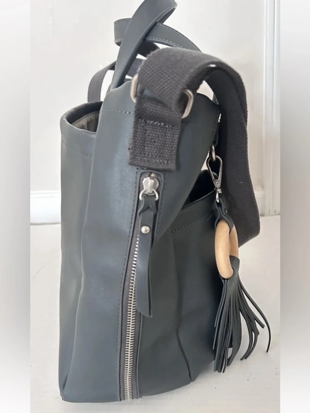 Skip Hop | Greenwich Simply Chic Diaper Bag Smoke Tote Changing Bag